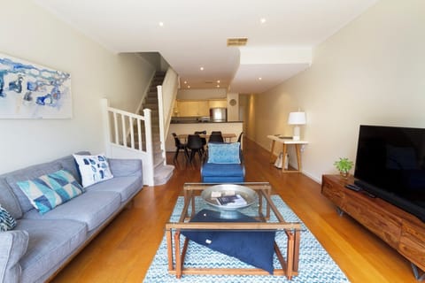 Extended stays welcome – ideal for extended holidays, work assignments, or in-between visits. Discounted rates for bookings of 28 nights or more.