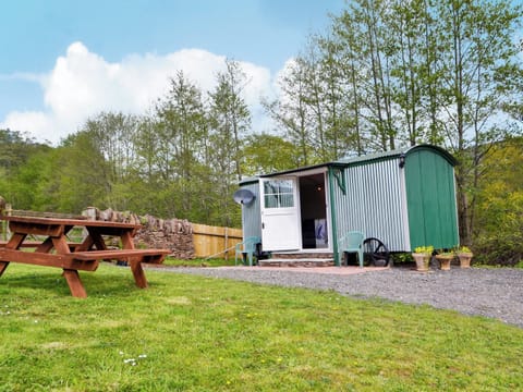 Garden and grounds | Mountain View, Cwmyoy, near Abergavenny