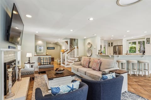 Main Living Room at 8 Seaside Sparrow