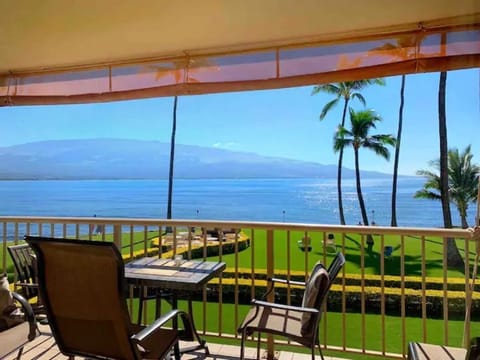 Beautiful, clear day on Maalaea Bay 