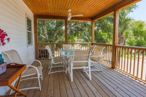 Welcome to Carolina Breezes East!