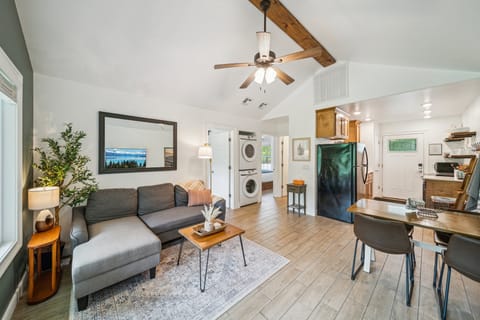 Open living area, washer and dryer, full kitchen