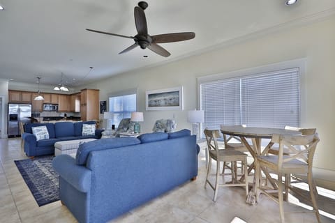 Extra Dining and Game Area