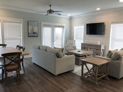 Main level living room