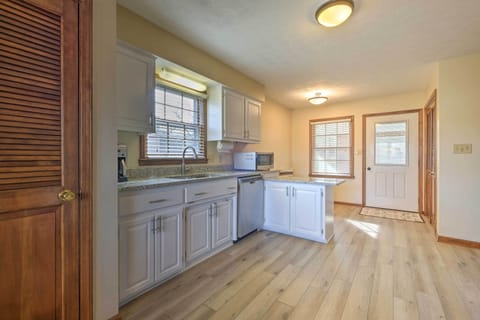 Kitchen | Fully Equipped