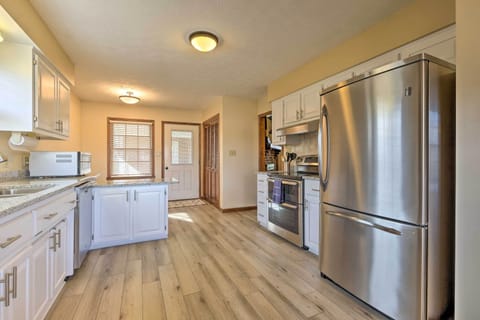 Kitchen | Stainless Steel Appliances