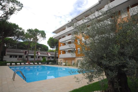 exterior view swimming pool