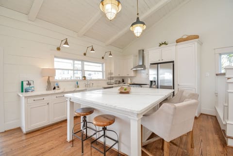 Welcome to Serenity on the Bay