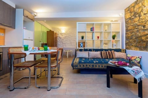 Townhall Studio Corfu - Vacedo