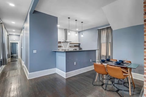 Enjoy a delicious home cooked meal directly adjacent to your kitchen! 