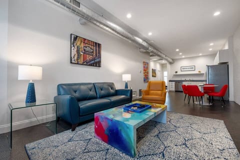 Bright, colorful and roomy. Perfect for large groups