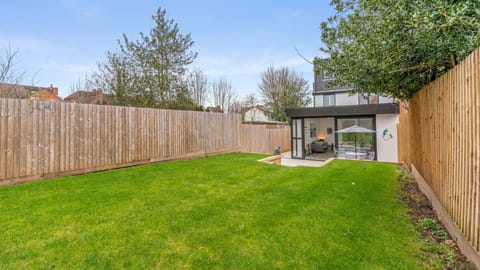 Rear garden, Percy House, Bolthole Retreats
