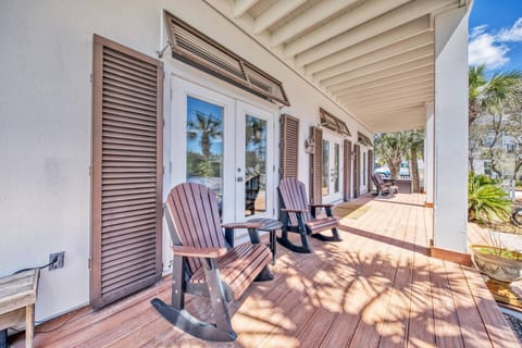 A spacious, covered front porch to enjoy your morning coffee