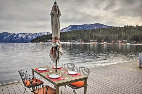 Bayview Vacation Rental | Studio | 1BA | 840 Sq Ft | 2-Story Cottage