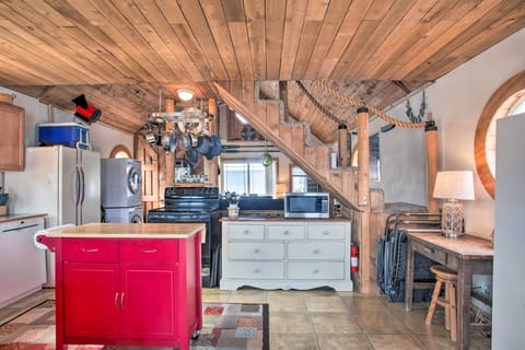 Kitchen | Fully Equipped