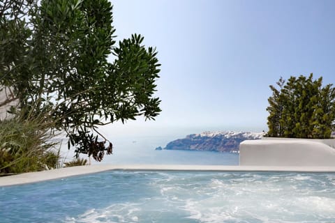 Hot tub with partial sea view