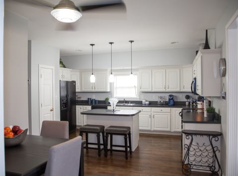 Fully equipped kitchen