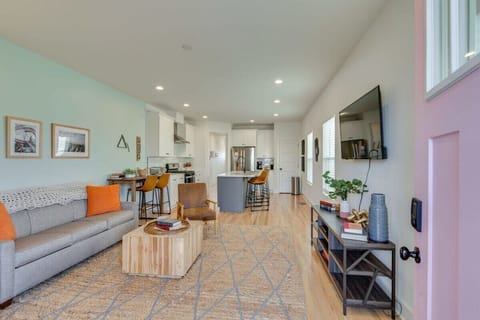 “The place was great. In an area that is transitioning. Great location and really good food right around the corner. Definitely go to Red Perch! Overall, very happy. Clear instructions, and would stay again!” - Bryan ’23