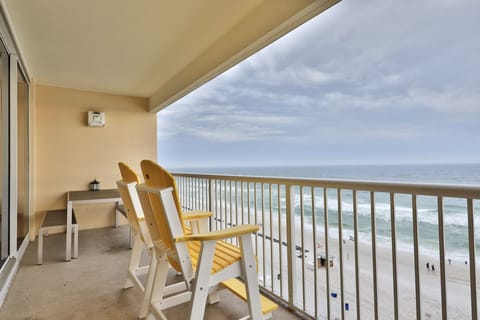 Private balcony overlooking the Gulf of Mexico.