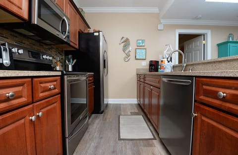 Fully appointed kitchen with service for 12.