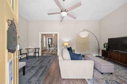 As soon as you walk in the door you'll feel that relaxed, vacation vibe.