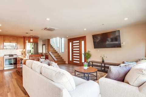 Staircase from living are to the bedrooms upstairs