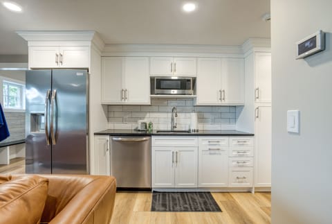 Wet Bar (Fridge,  Microwave, Sink, Dishwasher and Outdoor Dishes)