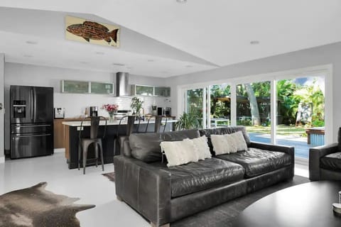 Open Kitchen, living and dining room!