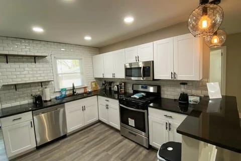 Fully equipped kitchen