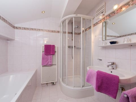 Apartment "Hochkönig" - Pension Apartments Alpenblick Bed and Breakfast in Maria Alm