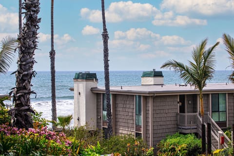 Watch the sailboats and surfers from your balcony!