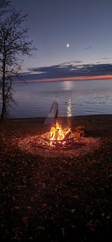 Great Views; Mille Lacs sugar sand retreat