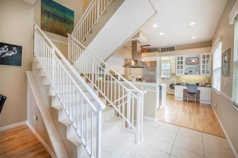 db63b966-bf16-40c8-b92f-86c9048a65ce