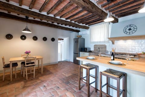 Table, Furniture, Wood, Lighting, Interior Design, Architecture, Window, Chair, Building, Floor