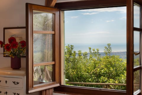 Bedroom, Scenic View