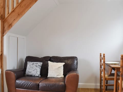 Open plan living space | Muntjac Cottage - White Hart Cottages, Hadleigh