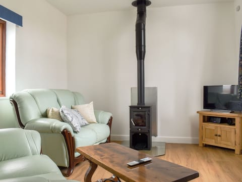 Living area | Roe Cottage - White Hart Cottages, Hadleigh