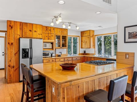 Fully stocked, spacious kitchen