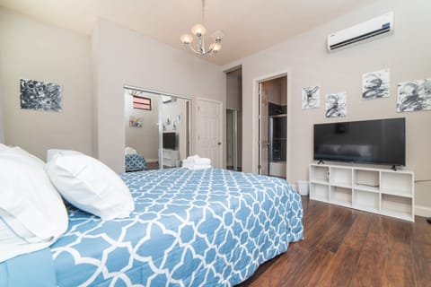 Master Bedroom 1 with ROKU TV