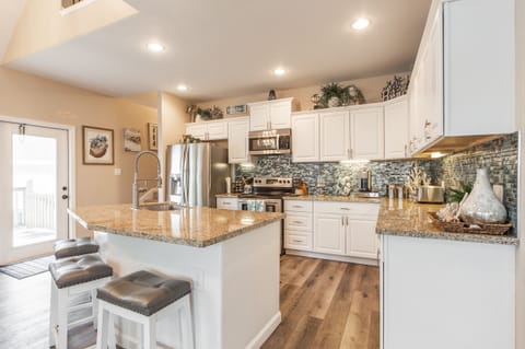 Open kitchen with island 