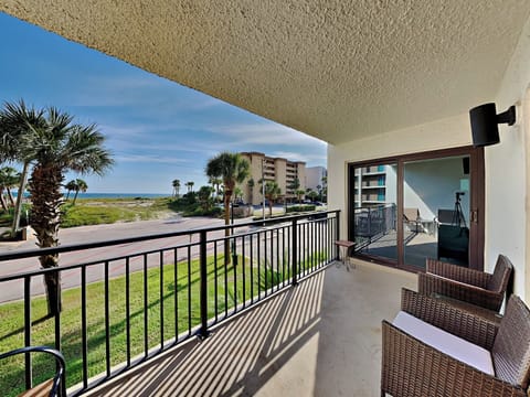 Welcome to Emerald Isle (Fort Walton Beach) #209 on Okaloosa Island in Fort Walton Beach, Florida!