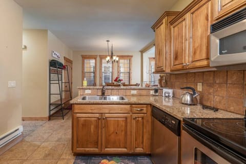 View 2 of the Kitchen