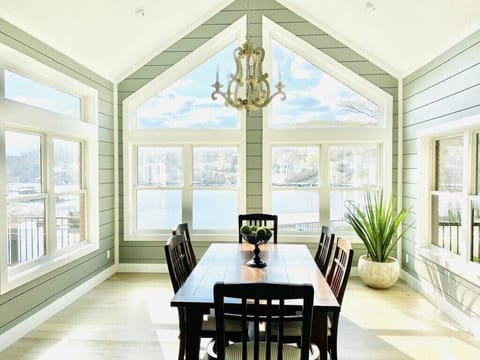 Upstairs dining area overlooking lake