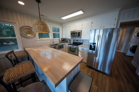 1147b266-04a3-41f1-a026-a2a3fe848d5e