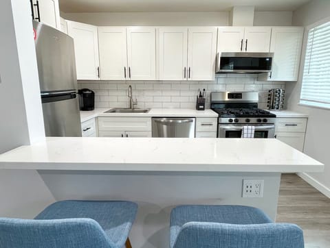 Outfitted Kitchen with Cuisinart cookware, and complimentary coffee