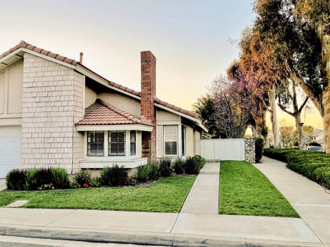 Single Level Home in Woodbridge, Irvine