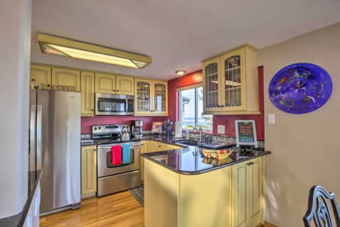 Fully Equipped Kitchen | Drip Coffee Maker | Tea Kettle