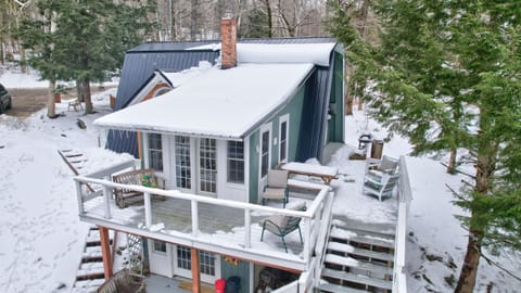 Aerial view of the properties porch