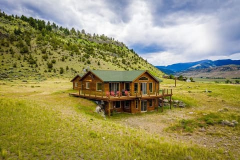 New photos coming - updated exterior!