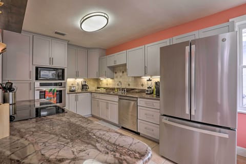 Fully Equipped Kitchen | Blender | Drip Coffee Maker